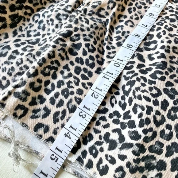 Express Straight Mini Mid Rise Animal Print Stretch Skirt - Picture 8 of 9